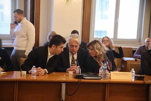 Съдия Цариградска и гръцките бизнесмени не искат да стоят до прокурор Зартова на комисията за Нотариуса