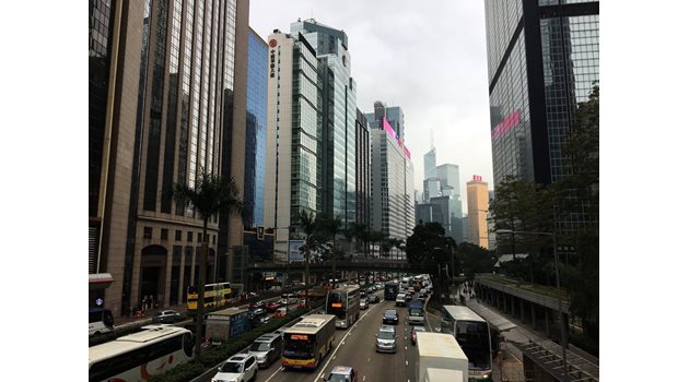 Най-големите небостъргачи в Хонконг са построени от компаниите на милиардерите.