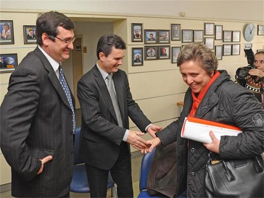 Обвиненията към ГЕРБ в изборни манипулации събраха заедно бившите кметове от различни политически сили Славчо Атанасов, Найден Зеленогорски и Дора Янкова (от ляво на дясно).