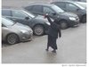 Жена в черно с отрязана детска глава в ръцете крещи „Аллах акбар” в Москва (видео)