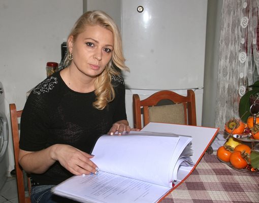 Майката Даниела Тенчева е решена да извърви мъчителния път на серията операции, за да порасне синът .