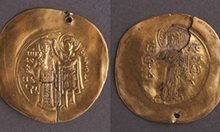 Как български професор внесе нелегално единствената златна монета на Иван Асен II