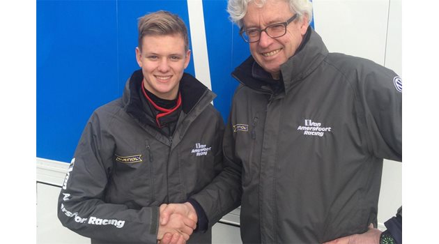 15-годишният Майк Шумахер и новият му тимов шеф Фриц ван Амерсфорд