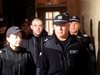 Свидетел: Полицайката бе нещо като управител при Семерджиев. Радева отрича: Помня го от случайна среща (Обзор)