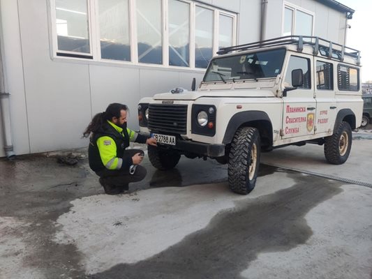 Дариха лебедка за джипа на ПСС - Разлог.