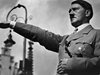 Чорапи, вратовръзка и рентгенова снимка на Хитлер отиват на търг
