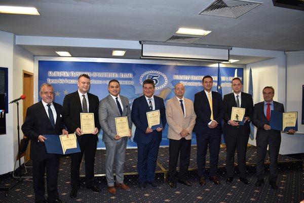 Министър Никола Стоянов участва в Годишната церемония по награждаване на Службите по търговско-икономически въпроси (СТИВ)