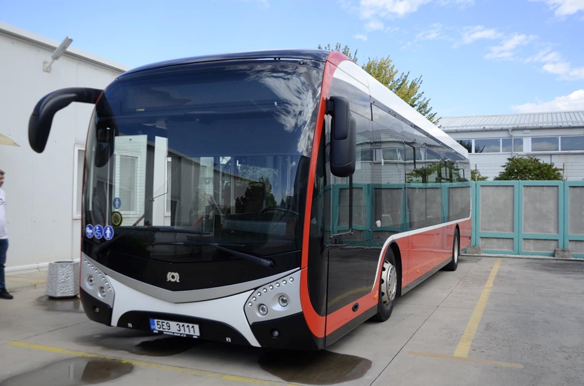 Пускат първия електробус в градския транспорт на Пловдив
