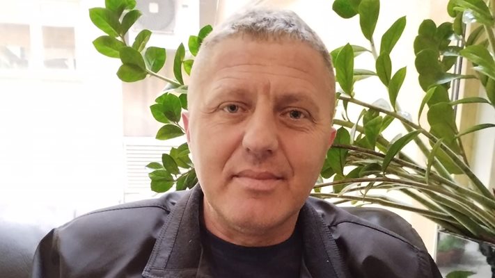 Председателят на Сдружение на българите в Струга Бекир Кадриески: Кокошките са по-защитени от българите в Македония
