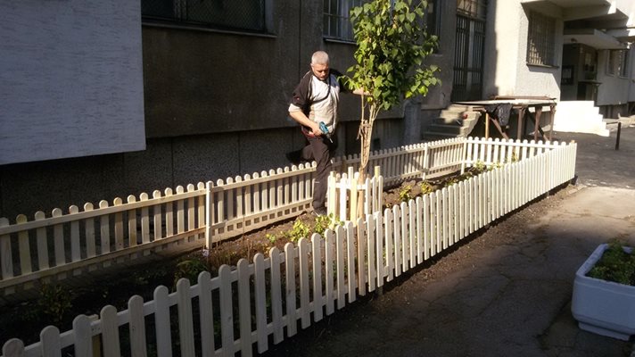 В Св. Троица оправят градинки