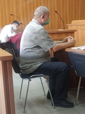 Георги Лулов в съдебната зала