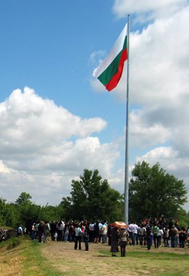 111-метров пилон с българското знаме ще открият на роженските поляни на 13 юли
