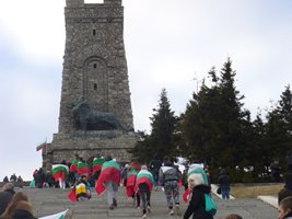 Историческият връх Шипка запазва името си. СНИМКА: ВАНЬО СТОИЛОВ