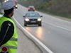 Товарен автомобил се запали на пътя София-Варна, движението е спряно