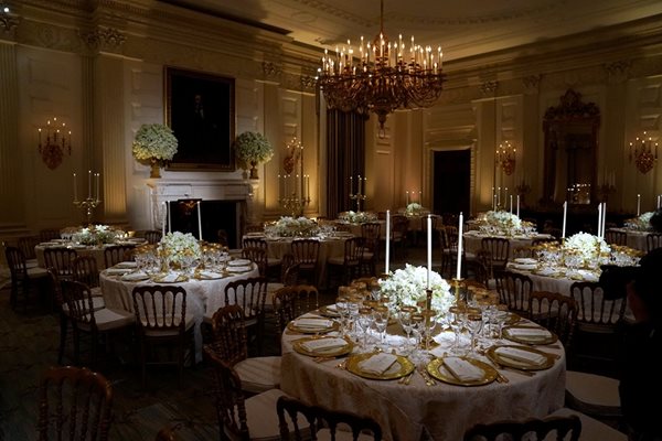 Залата в Белия дом, където бе подредена официалната вечеря