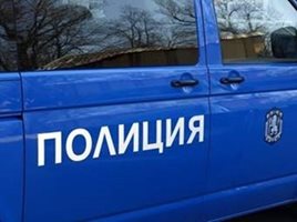 Пиян шофьор се заби в оградата на зърнобаза в село Дончево