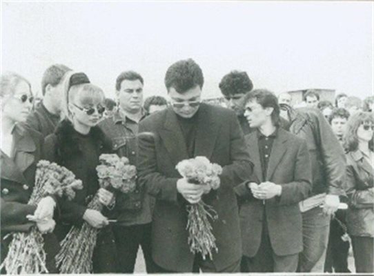 Георги Илиев на погребението на брат си Васил