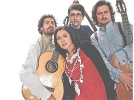 Най-популярната група в Португалия “Диолинда” ще зарадва любителите на фадото у нас с концерт на 11 юни.
СНИМКИ: БГ САУНД СТЕЙДЖ