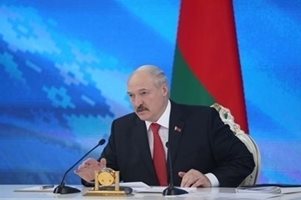 С изборите в Беларус се залавя КГБ