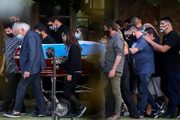 Погребаха Марадона Снимки: Ройтерс