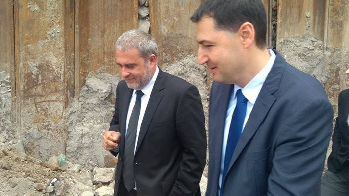 Министърът на културата Боил Банов и кметът на Пловдив Иван Тотев разгледаха разкопките на Голямата базилика.
