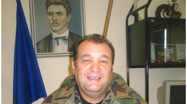 Починалият кмет на Буковлък Росен Русанов за 19 г. управление напълни училището с деца и спря кражбите
