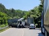 Тир катастрофира на Присовските завои, затвори южния изход на Велико Търново