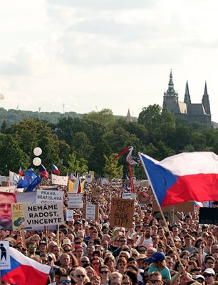 Чехите отново поискаха оставката на Бабиш. Снимка РОЙТЕРС