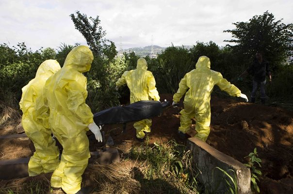 Двадесет и девет души, включително четирима здравни работници, са починали от ебола в Уганда. СНИМКА: РОЙТЕРС