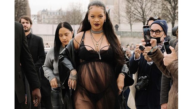 Rihanna is changing the fashion for pregnant women