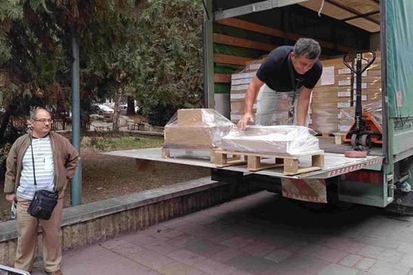 Бюлетините бяха доставени тази сутрин. Снимка: Областна администрация-Пловдив