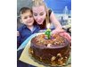 Антония Петрова и цялото семейство празнуват 4-месечния Ийв Батинков