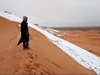 Сняг падна в пустинята Сахара за втора поредна година (Снимки)