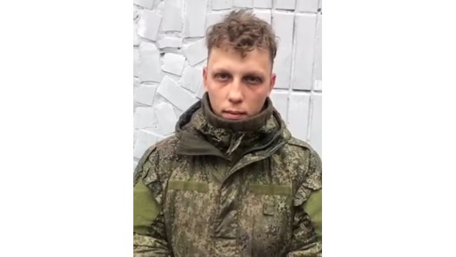 First exchange: Captive Russian officer against five Ukrainian soldiers (VIDEO)