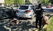 Зрелищни арести в Бургас, разбиха банда за изнудване