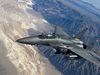 Вижте как руски изтребител "прогони" американски F-16 от самолета на Шойгу (видео)