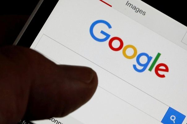 "Гугъл" доминира на пазара на онлайн рекламите.