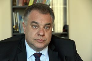 Мирослав Ненков: В здравеопазването има много пари, но се крадат