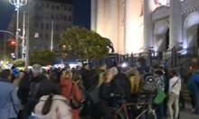 Чудна новина за Брюксел! В София се провежда протест в подкрепа на корупцията