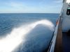 Ферибот с 50 човека на борда е в неизвестност от 7 дни край Кирибати
