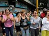 В столицата на Венецуела избухнаха гладни бунтове