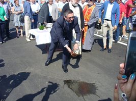 Министър Нанков откри пътен възел "Плодовитово"