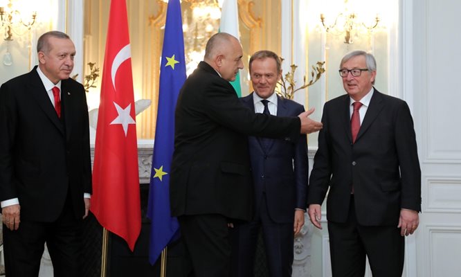 Четиримата лидери се разбраха, че диалогът ЕС-Турция вече ще се води без обиди