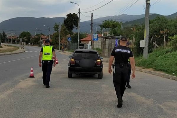14 населени места в Карловско са под прицела на полицията и жандармерията.