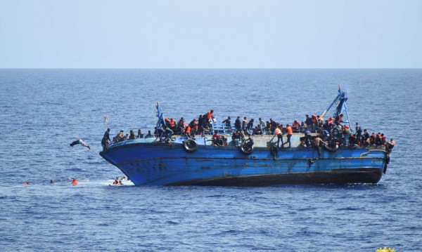 239 мигранти са загинали край Либия