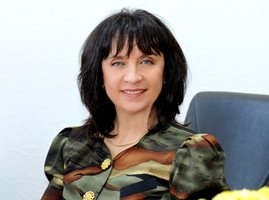 Ваня Кастрева