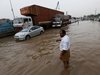 Най-малко 43 души са загинали при наводнения в Индия
