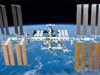 Астронавти изпуснаха парче от щит на Международната космическа станция