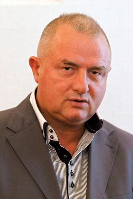 НИКОЛАЙ ЧИРПАНЛИЕВ, шеф на Агенцията за бежанците