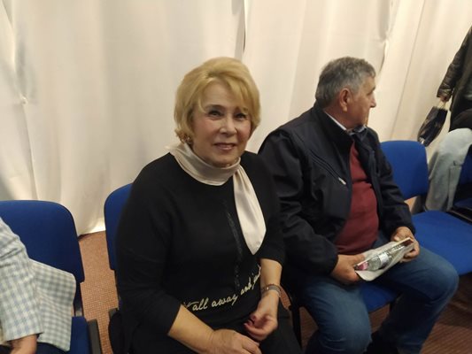 Емилия Масларова е сред участниците в конференцията в Пловдив.
